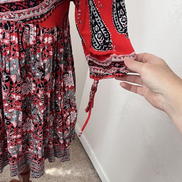 Free People Midsummers Dream Dress Size Small Red Floral Cutout Mini 1/2 Sleeve - Picture 4 of 10